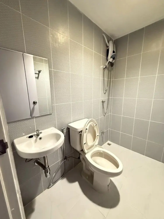 XXStay On Sukhumvit Soi 11 BTS Nana