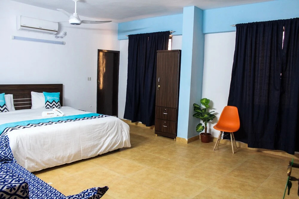 Stayflix Ktown Rooms