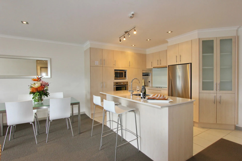 Crows Nest Apartments