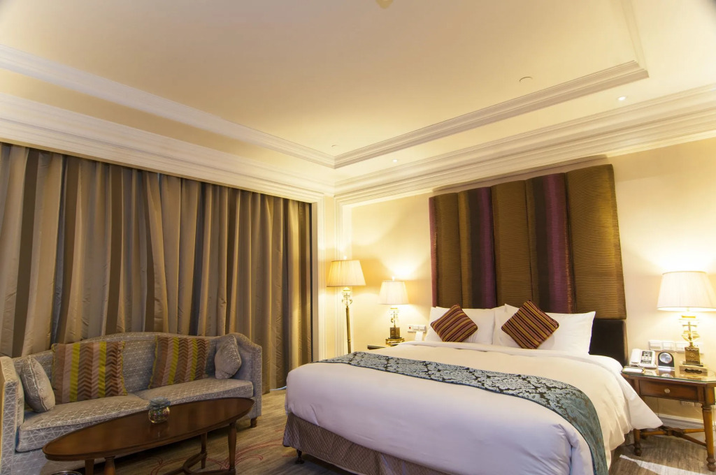 Royal Grace Hotel Optics Valley Wuhan
