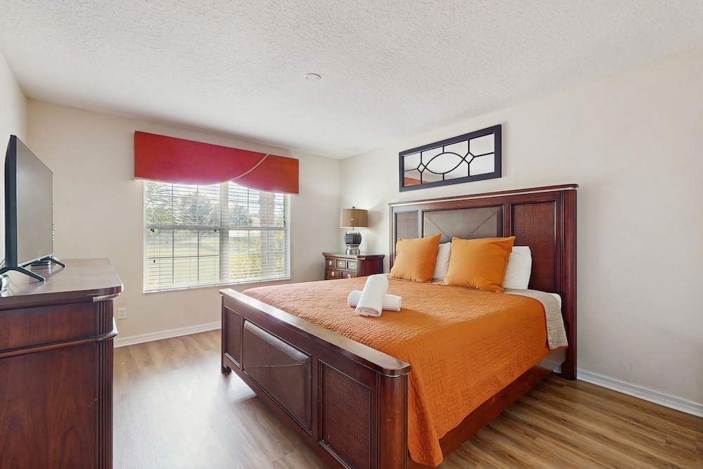 Spacious 6BR Resort Home With Private Pool, Game Room & Near Disney Parks