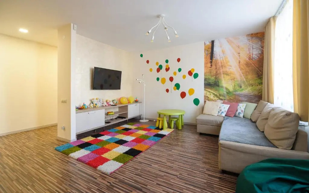Colored balloons - 3 bedrooms, 3 bathrooms, equipped large apartments
