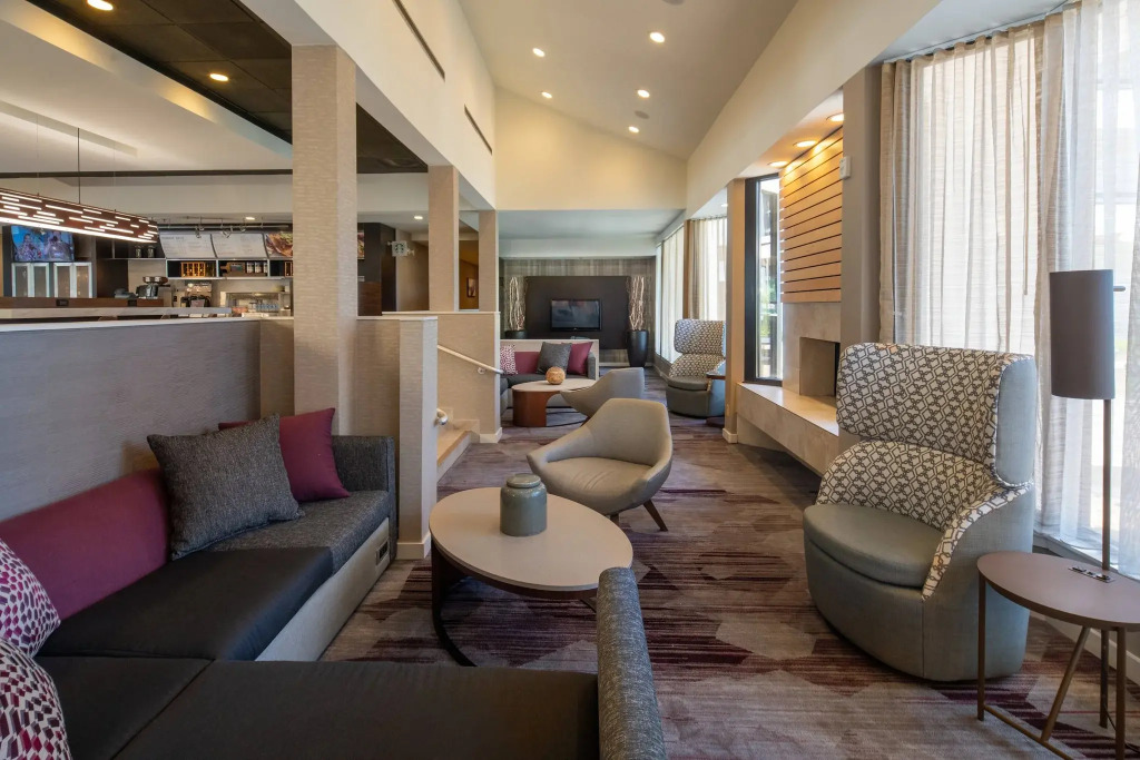 Courtyard by Marriott Memphis East/Park Avenue