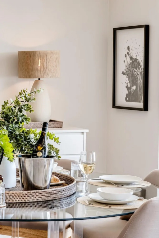 Charming Central Apartment Aquene bay