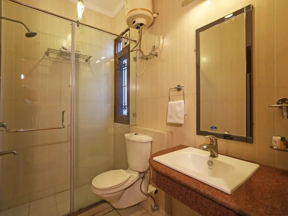 Solitaire Villa By OYO Rooms