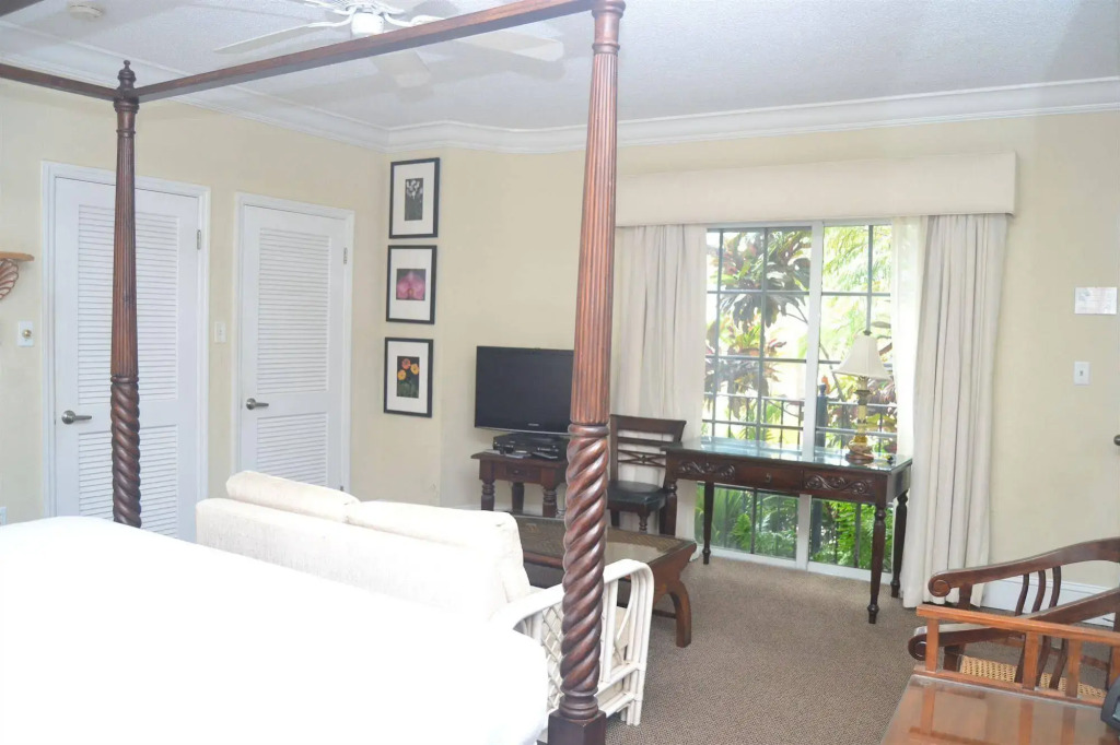 La Casa Hotel