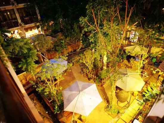 Yuelai Inn