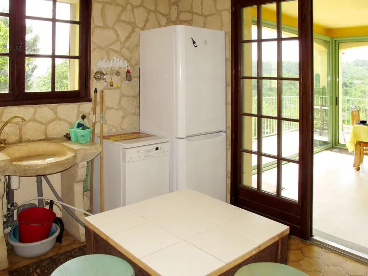 Neko House (LRG492)