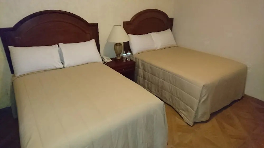 Hotel Plaza Express