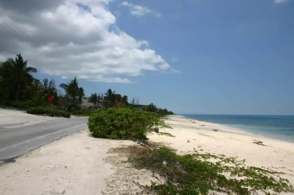 Orange Hill Beach Inn