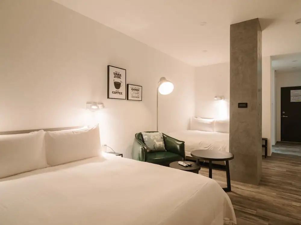 W11 Homestay