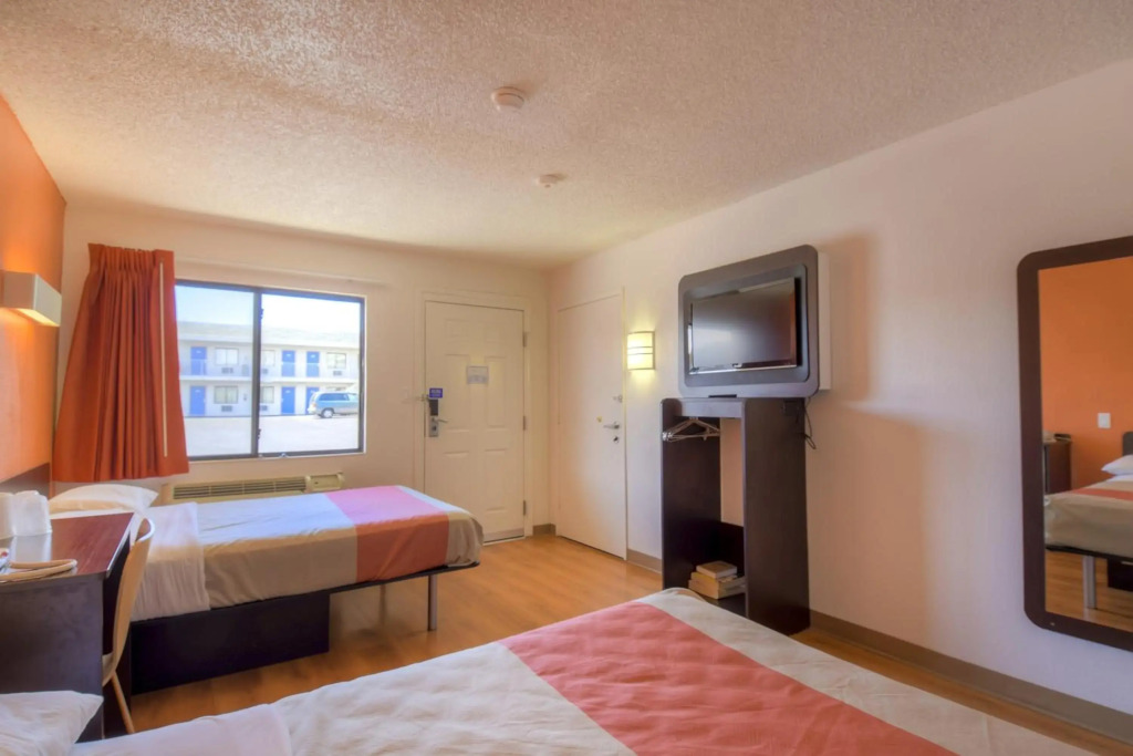 Motel 6 Las Vegas, NV - I-15 Stadium