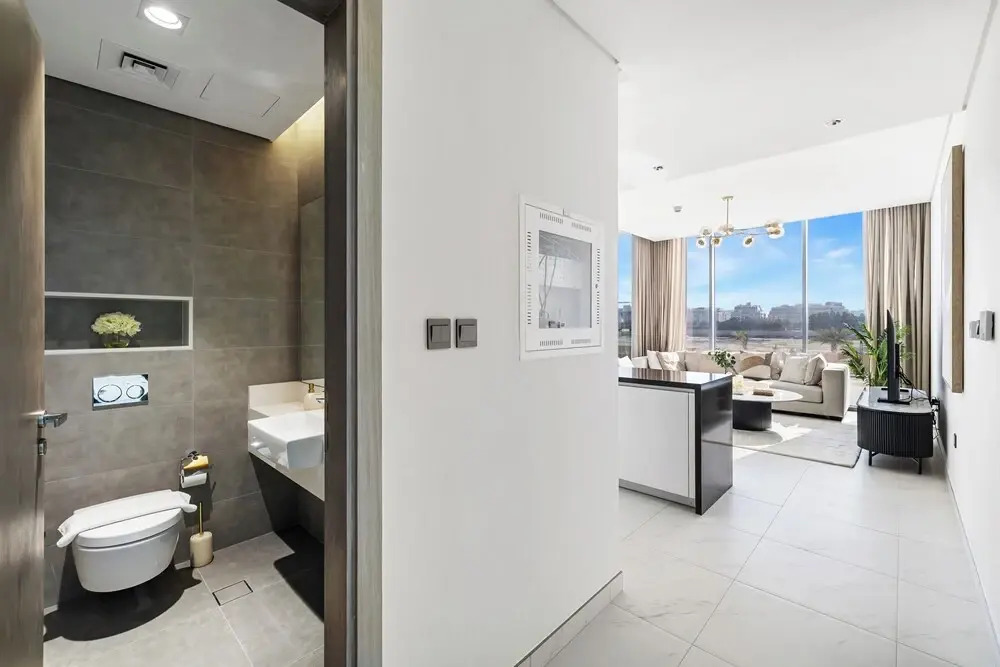 Refined 2BR Apartment District One MBR