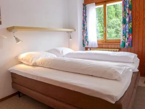 Apartment La Toura by Interhome
