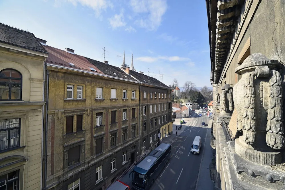 Apartment Metropolis 2