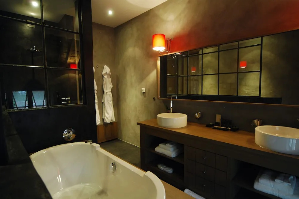 Ne5t Hotel & Spa