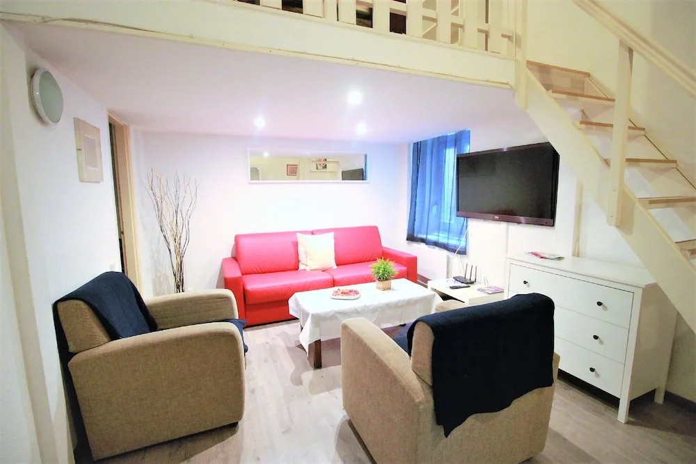 Budapest Easy Flats- Operetta Lux Apartment