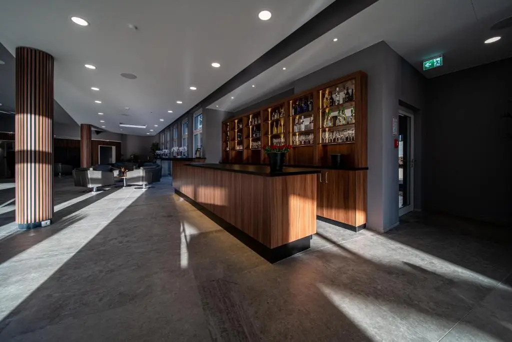 EE Hotel