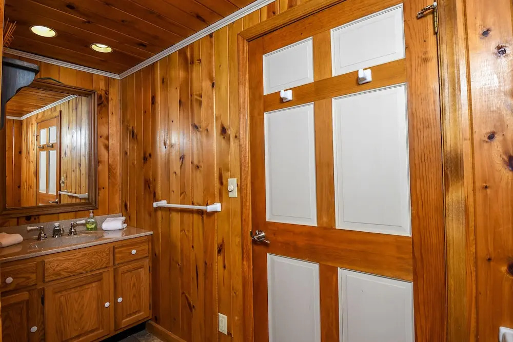 Oakleaf Lodge Holiday Home