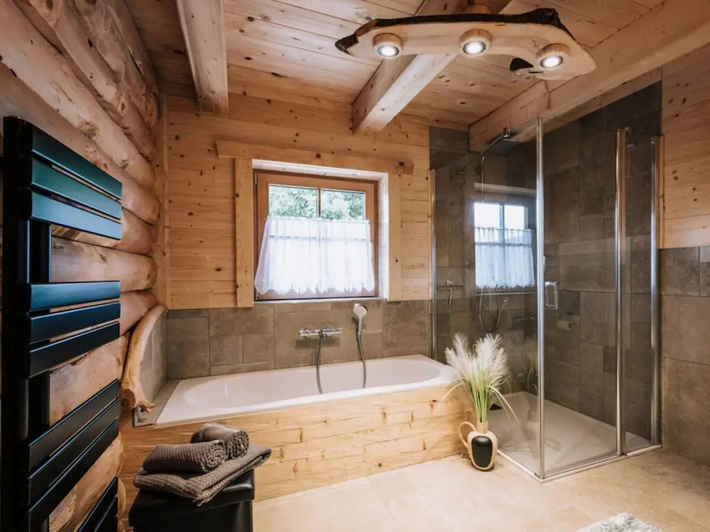 Webertonihutte Modern Retreat