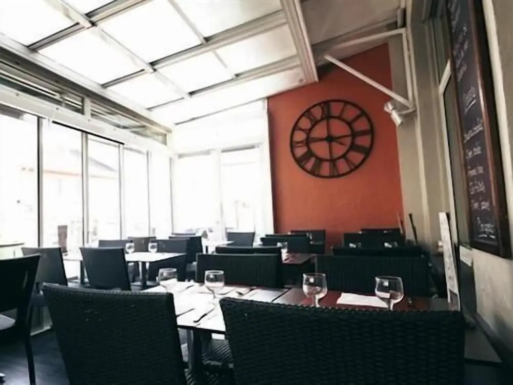 Hôtel Brasserie Le Lion dOr