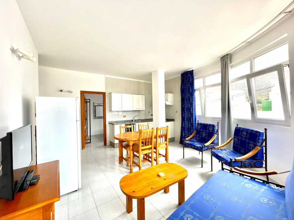 Two bedroom a few meters from Tamaduste beach