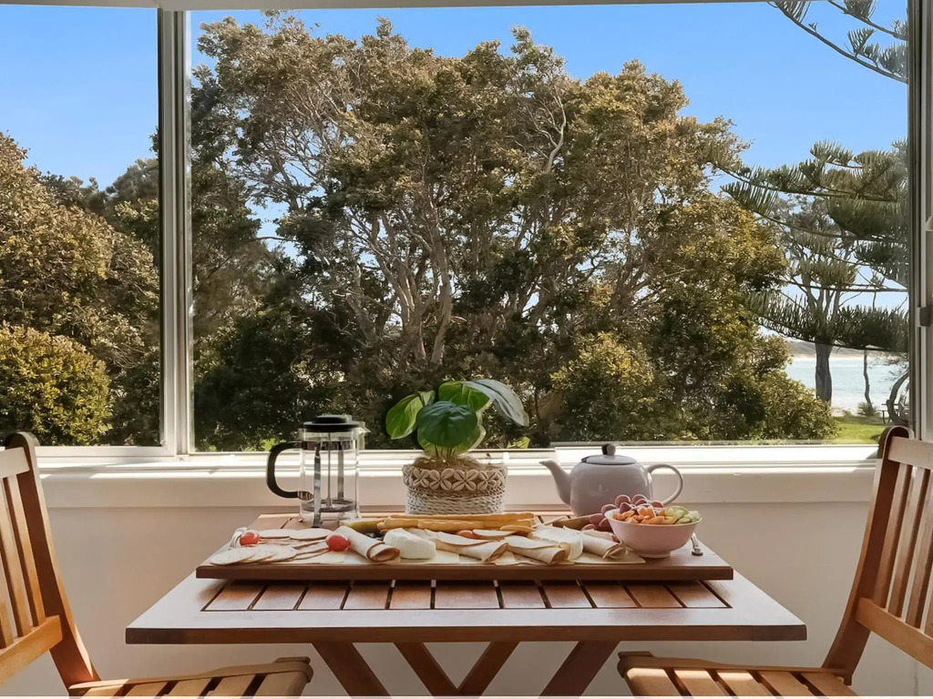 Ocean Blue Apartment Four
