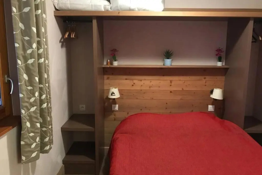 Antarès. duplex 48m2, piscine, sauna, à coté piste
