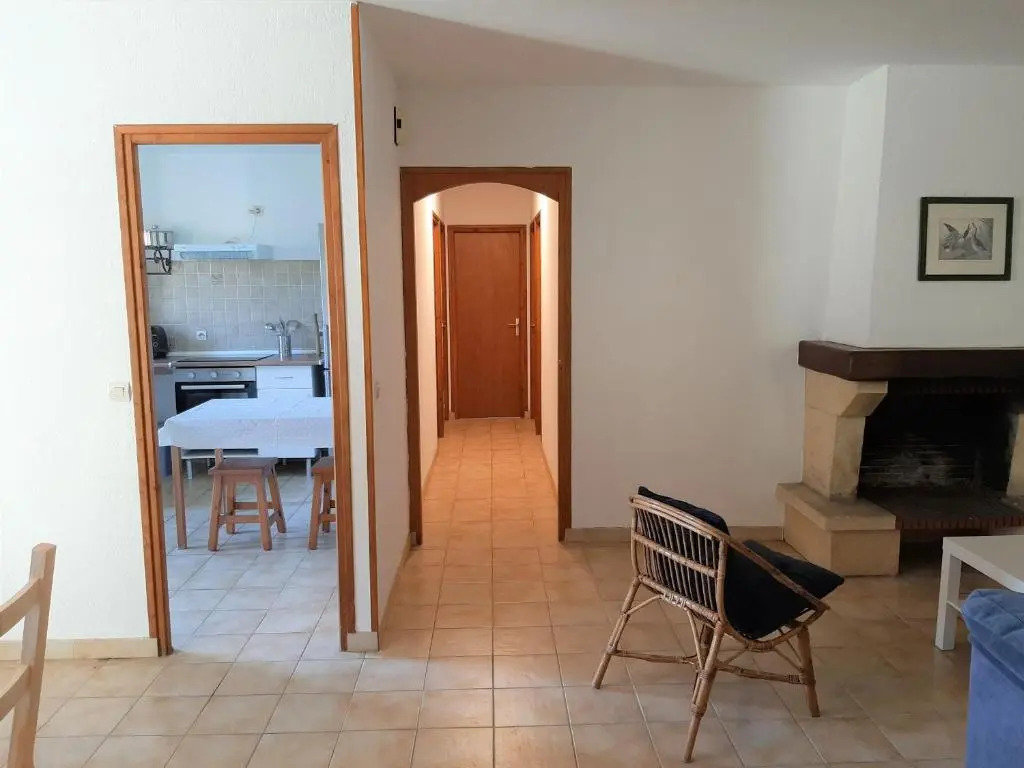 Maison familiale avec jardin, près de locéan dans un quartier calme - FR-1-239-820