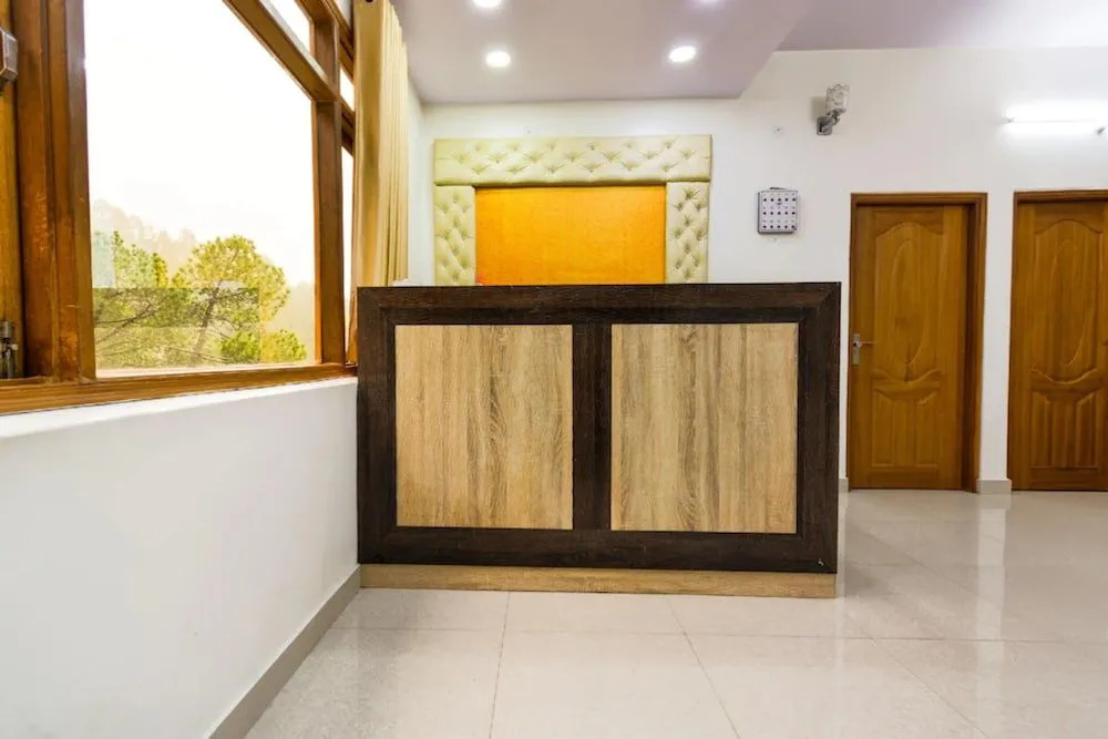 Goroomgo Asha Residency Shimla