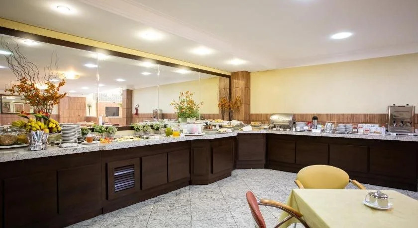 Barbur Center Hotel