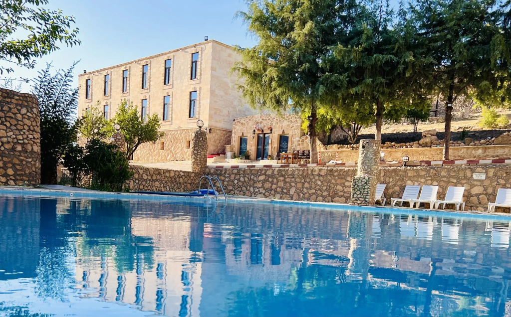 Mi̇dyat Anti̇k Otel