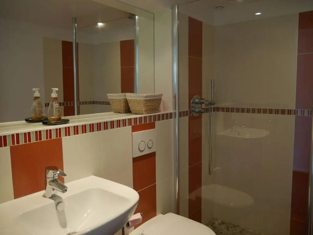 Maison moderne à Sauzon avec jardin et Wi-Fi - FR-1-418-23