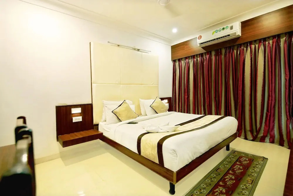 Hotel Sunflower