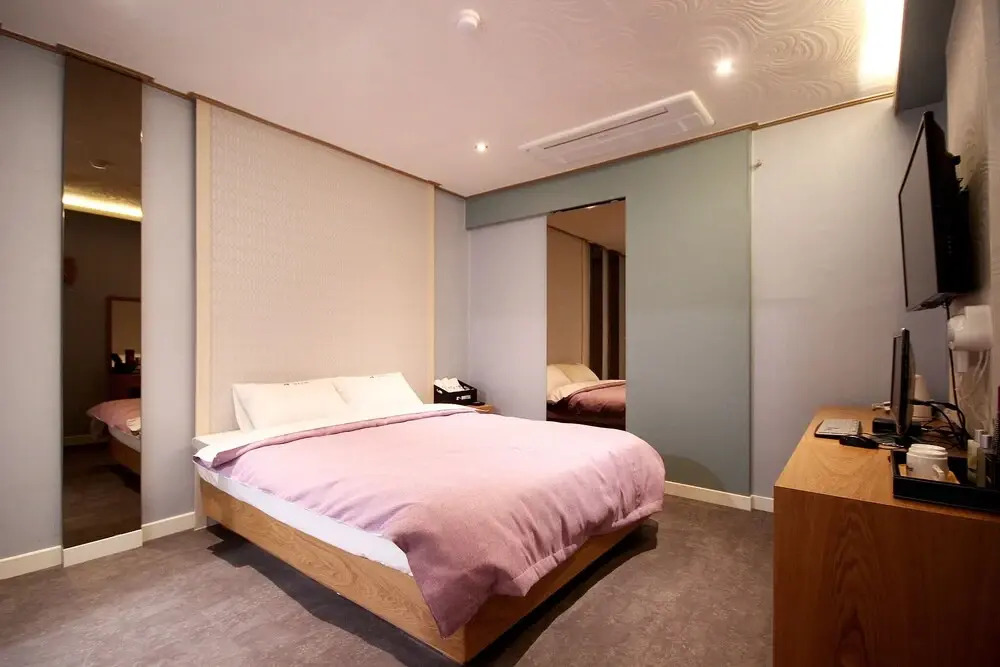 Changwon Sangnam Angel Hotel