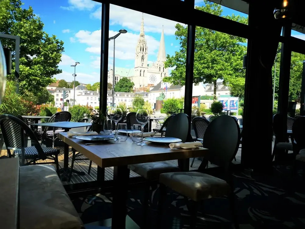 Le Boeuf Couronné - Hôtel & Restaurant Chartres- Logis Hotels