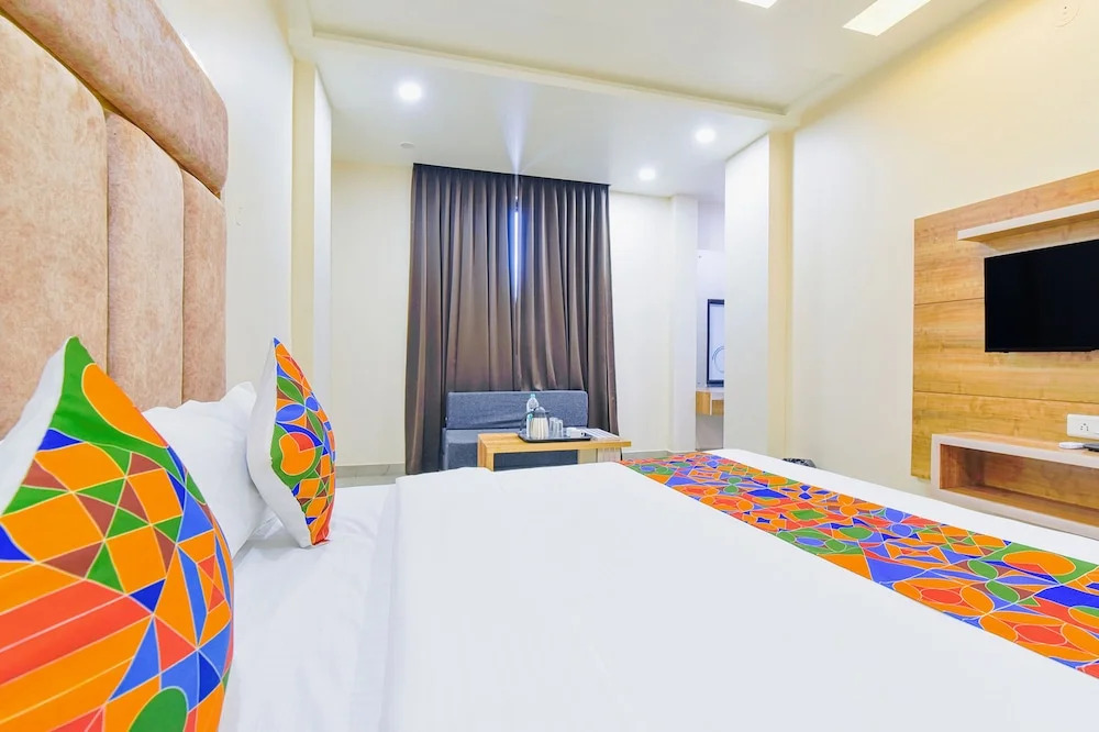 FabHotel Bohra International