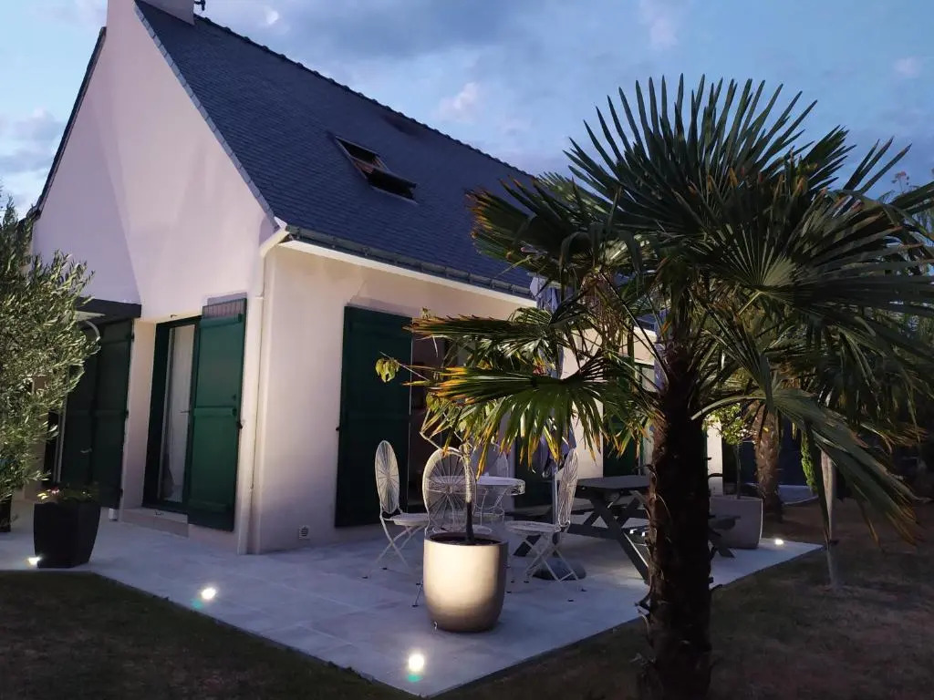 grande chambre lumineuse et spacieuse 22m2