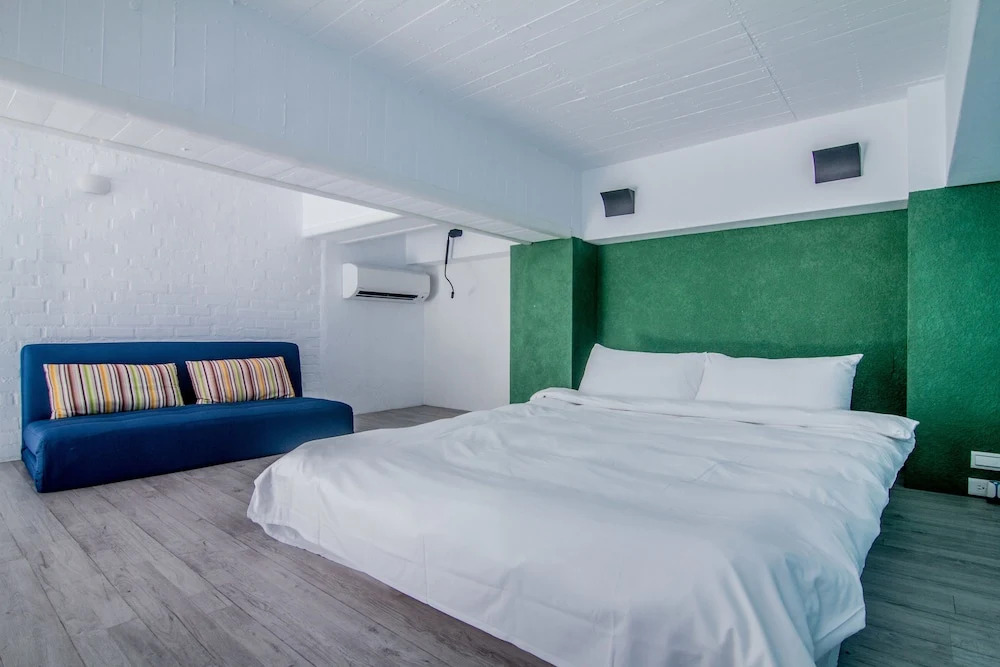 Color Coral Boutique Hotel