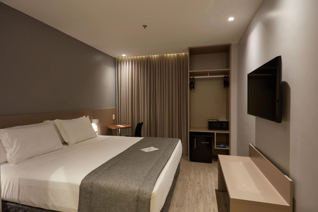 Flix Hotel