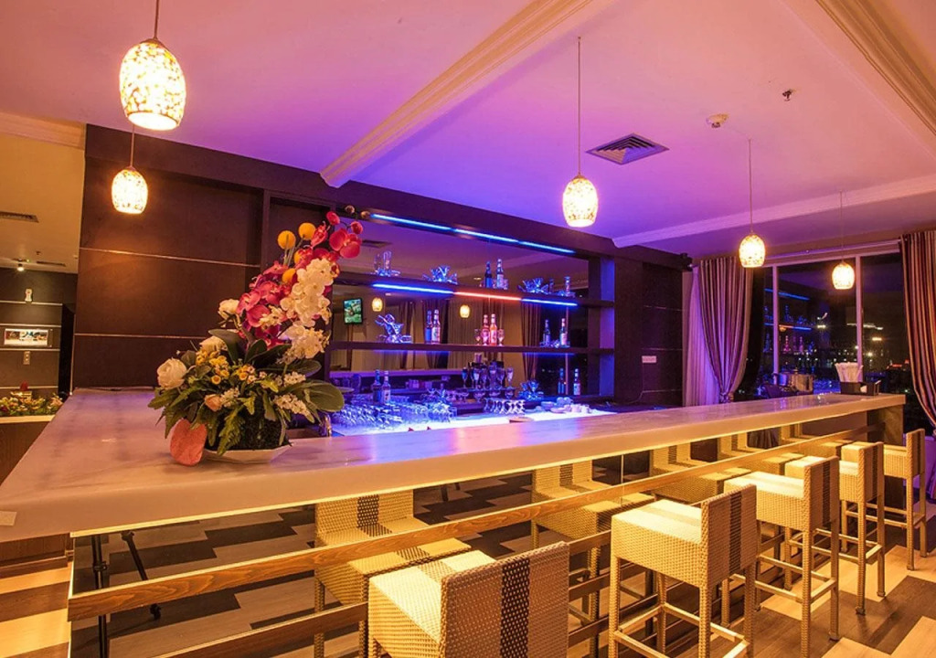 Kings Hotel Nagoya Batam