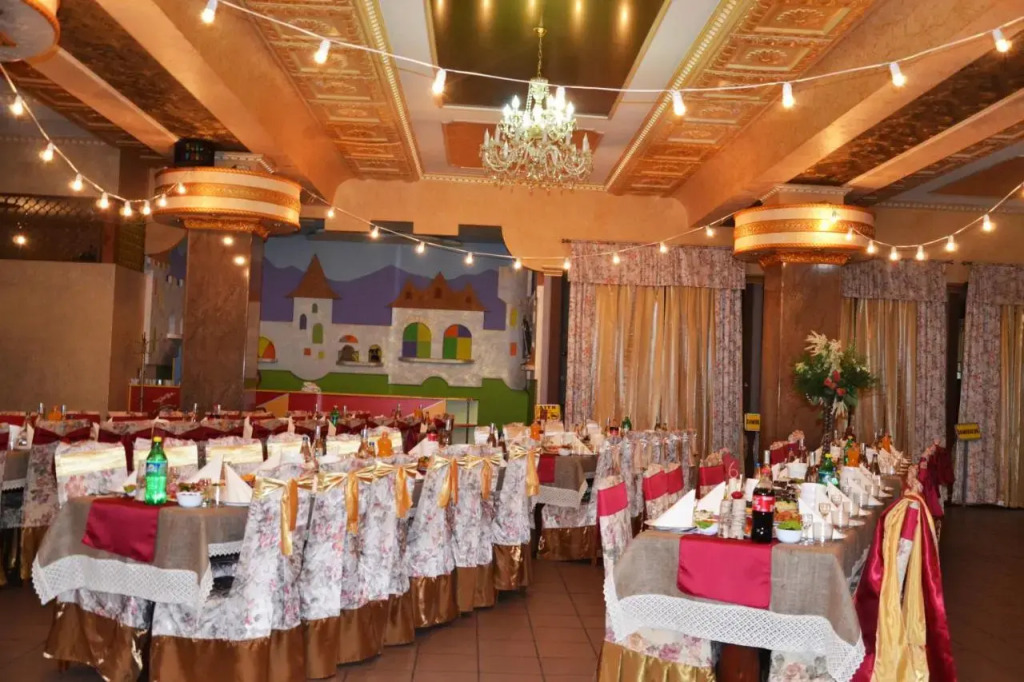 Golden Palace