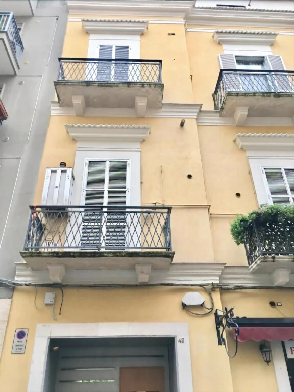 Sunny Apartment Bari