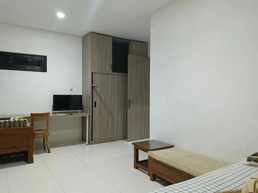 Hotel O near RSUD Haji Makassar formerly