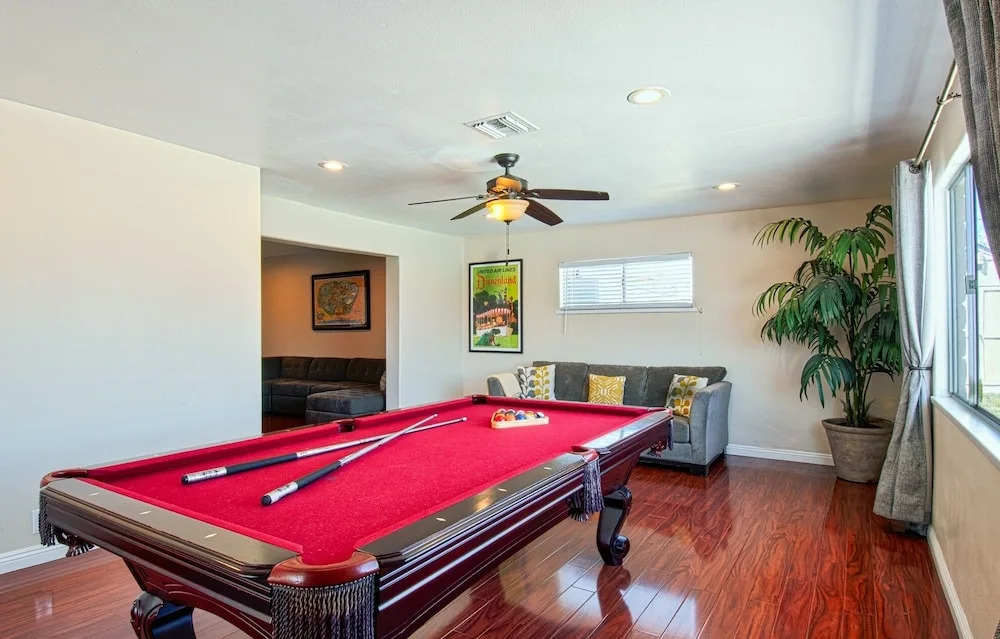 Babes in Toyland - 3 Br Home