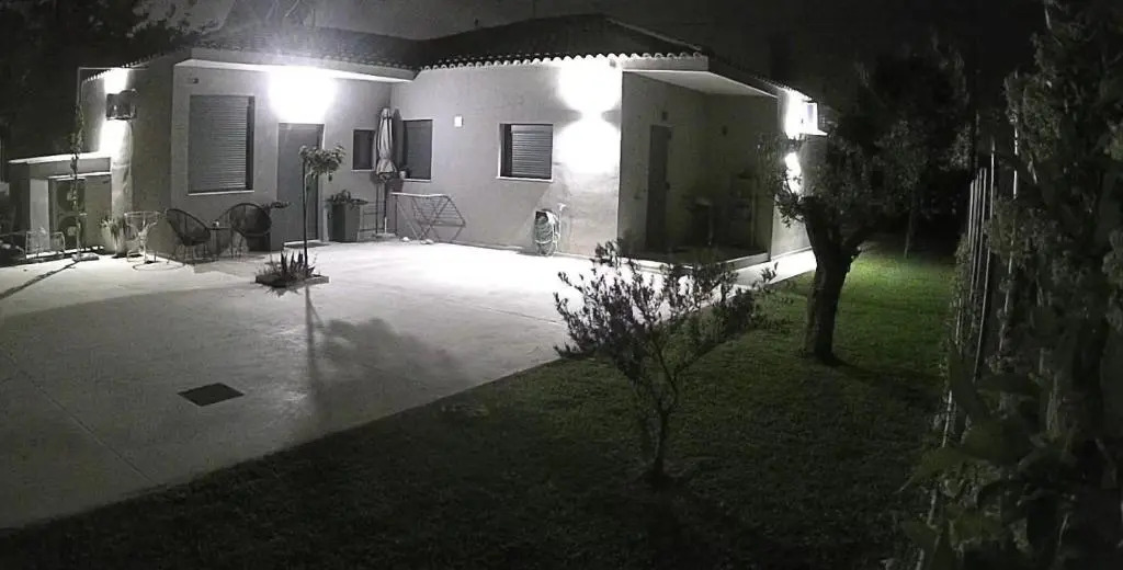 no.21house. Α Beach house in Rio,Patras