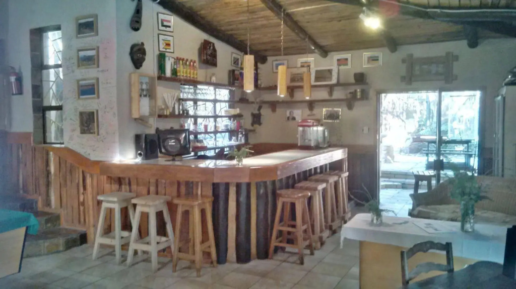 Far Horizon Lodge