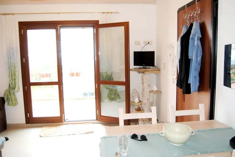 Apartment With 2 Bedrooms in La Muddizza, With Wonderful sea View and