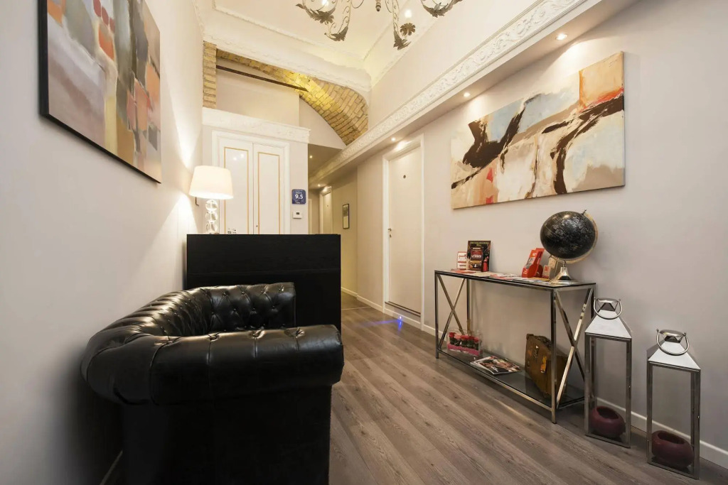 Arenula Suites