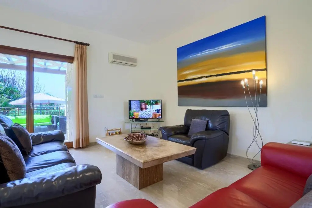 3 bedroom Villa Athina with private pool and golf views, Aphrodite Hills Resort